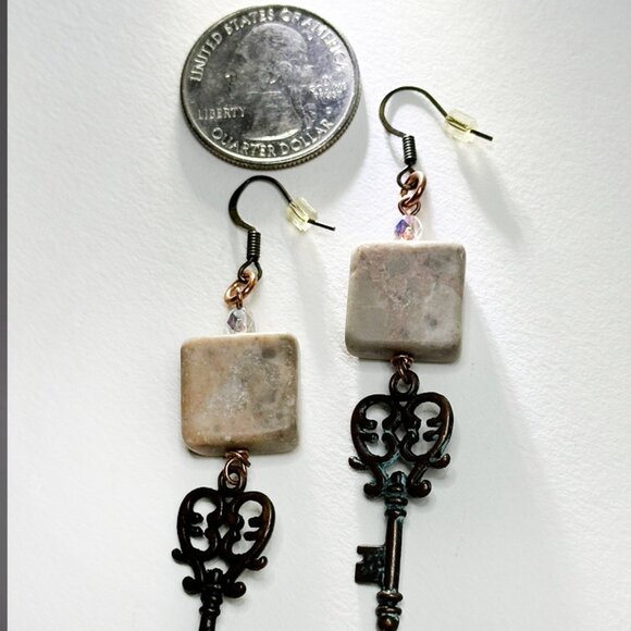 NEW - Handmade - Stone, Crystal & Brass Drop Earrings - Picture 7 of 7